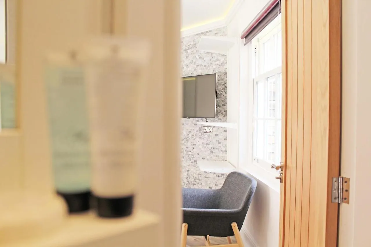 Stay Central The Grosvenor Studio Apartments Chester