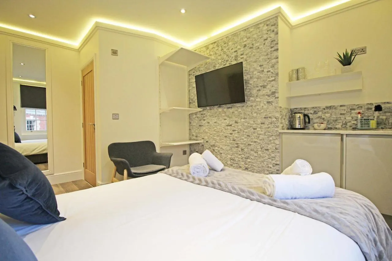 Stay Central The Grosvenor Studio Apartments 0*, Chester United Kingdom